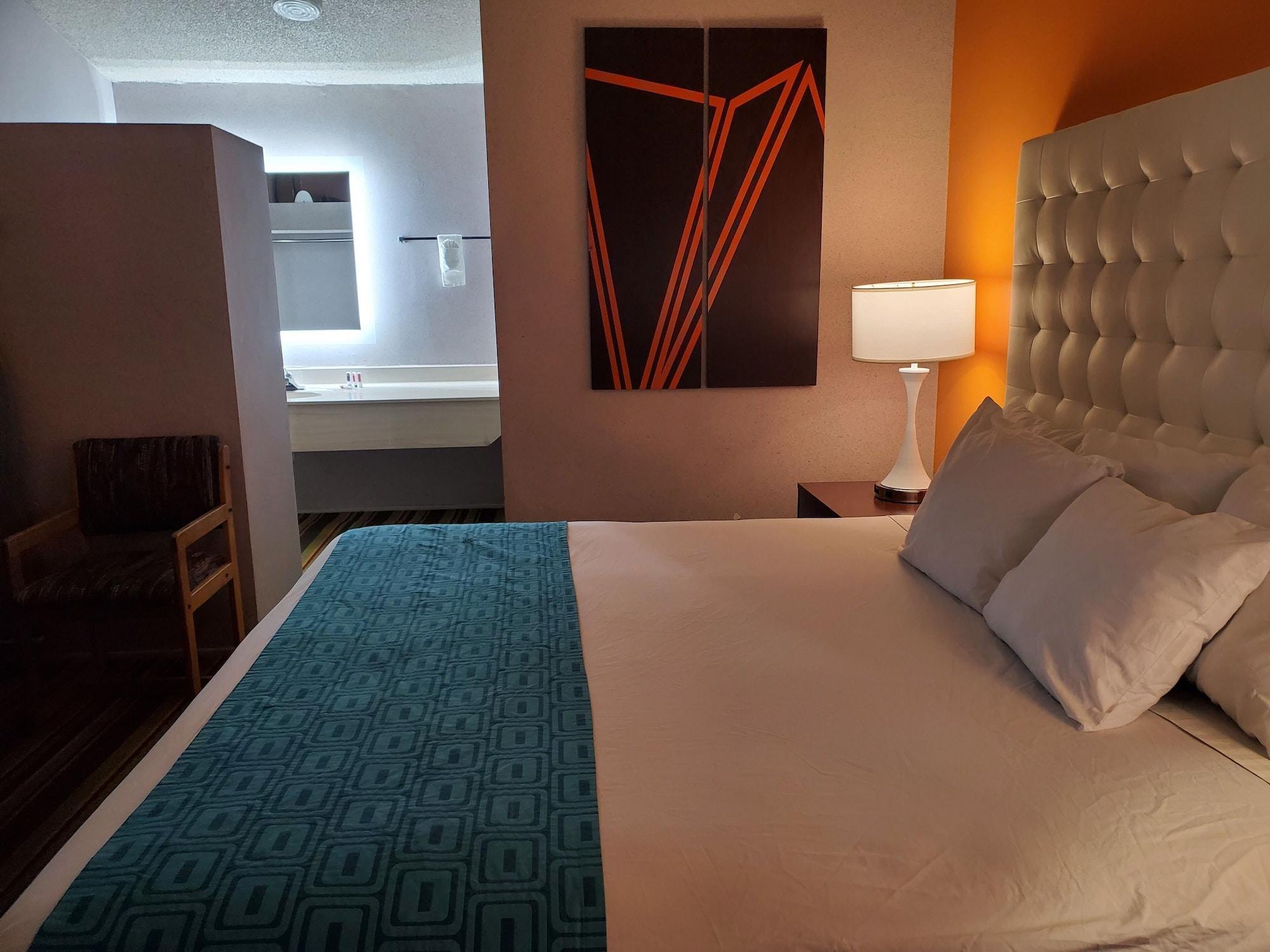 Howard Johnson By Wyndham Phoenix Airport/Downtown Area Екстериор снимка