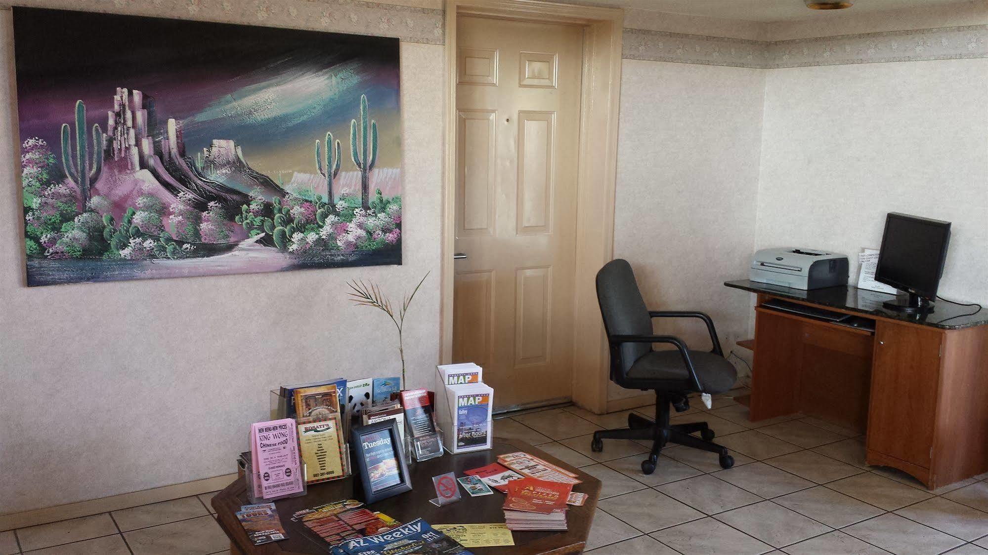 Howard Johnson By Wyndham Phoenix Airport/Downtown Area Екстериор снимка